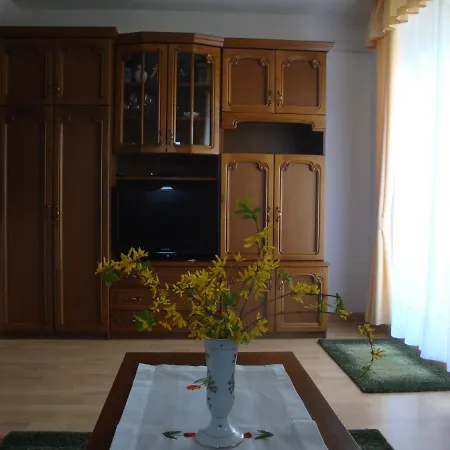 Apartment Holiv