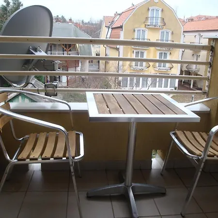 Apartamento Holiv Hévíz
